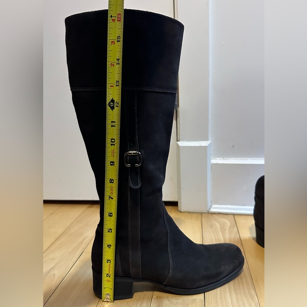 La Canadienne Brown Suede Knee-High Waterproof Boots - Picture 11 of 12